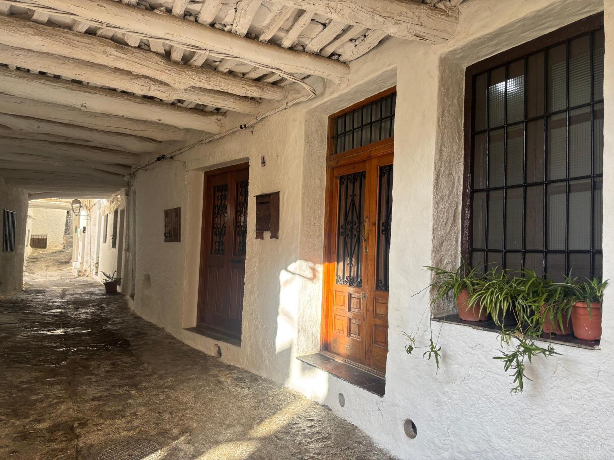 Casa M'guire Holiday home Pampaneira